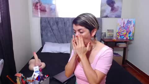 Snapshot of chanel_joliee chatting on July 7, 1:59 pm chanel online show from July 7, 1:59 pm