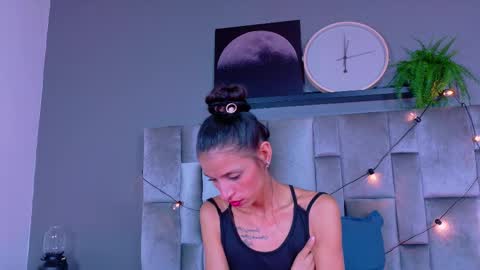 C H A N E L online show from November 11, 2:55 am