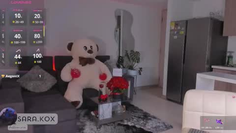  x online show from February 15, 11:01 pm