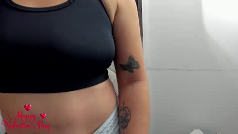 Channelfox  online show from February 17, 10:36 pm