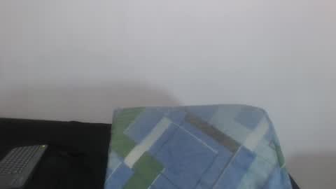 Snapshot of chantal_taylor_ chatting on December 26, 6:12 pm Raquel online show from December 26, 6:12 pm