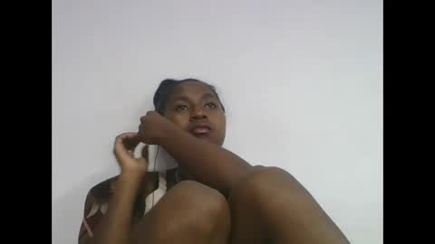 chantale483461 online show from April 12, 7:57 am