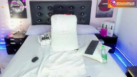 Snapshot of chantallripoll chatting on September 20, 3:35 pm  ALEXANDRA  online show from September 20, 3:35 pm