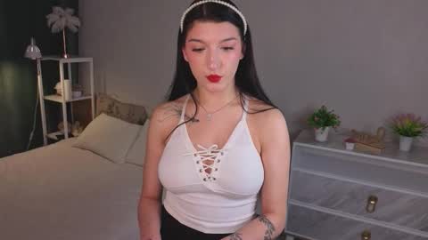 Snapshot of chantelcutty chatting on October 26, 12:33 pm Amelia online show from October 26, 12:33 pm