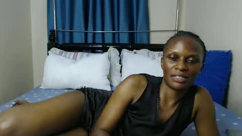 Snapshot of chantelsamz2 chatting on February 10, 12:08 am Chantel online show from February 10, 12:08 am