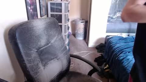 Snapshot of chaos_kat chatting on April 9, 4:12 pm Chaos Kat online show from April 9, 4:12 pm