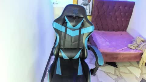 charis 2 online show from October 29, 3:09 am