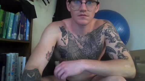 Snapshot of charlemagnesweatpants chatting on October 22, 6:51 pm charlemagnesweatpants online show from October 22, 6:51 pm