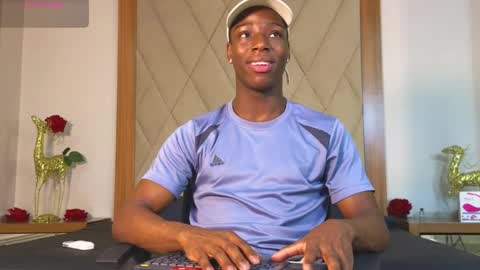 charlesbrown_ online show from May 22, 1:50 pm