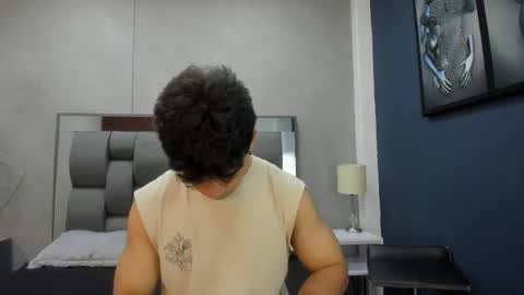 Charlie Musk online show from May 6, 11:26 am