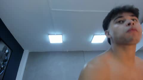 Charlie Musk online show from May 16, 11:31 am