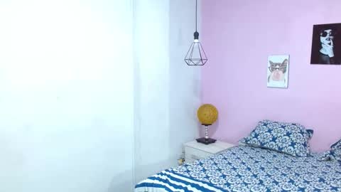 Snapshot of charlie_martinez1 chatting on November 20, 12:27 pm charlie martinez online show from November 20, 12:27 pm