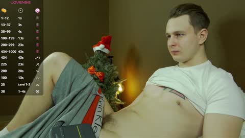 Snapshot of charlie_smiley chatting on January 5, 1:03 am Charlie Smiley online show from January 5, 1:03 am