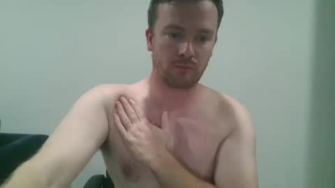 Snapshot of charlie_workout chatting on October 13, 3:39 am Charlie workout online show from October 13, 3:39 am