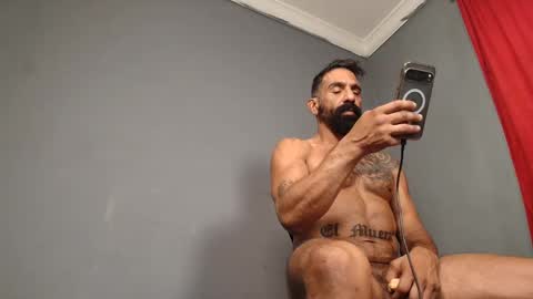 Snapshot of charlieprospect chatting on April 2, 4:48 pm Charlie Prospect online show from April 2, 4:48 pm