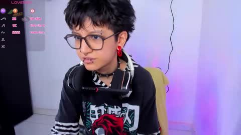 Snapshot of charlietaylorr__ chatting on March 4, 4:35 pm Charlie online show from March 4, 4:35 pm