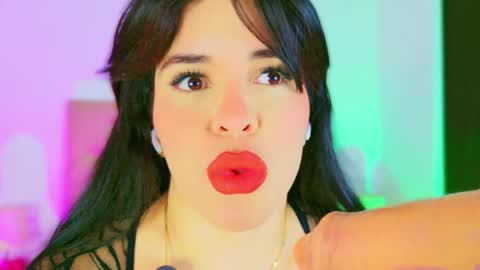 Charloott Evans online show from December 21, 10:06 pm