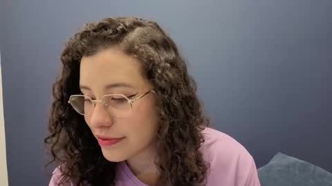 Snapshot of charlote__miller chatting on September 20, 9:10 am You honey online show from September 20, 9:10 am
