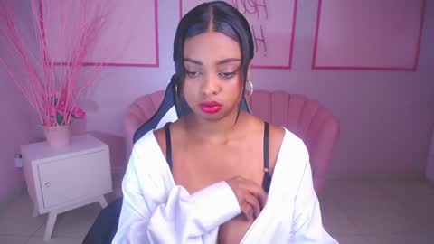 Snapshot of charlote_fun_a chatting on January 9, 1:56 pm Charlote online show from January 9, 1:56 pm