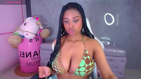 Snapshot of charlote_fun_a chatting on October 6, 12:46 pm Charlote online show from October 6, 12:46 pm