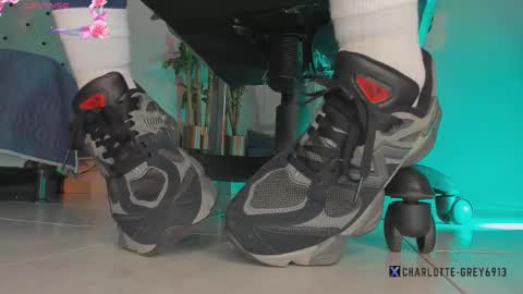 charlotte  grey online show from February 6, 8:12 pm