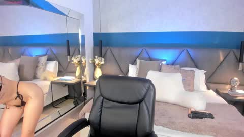 Charlotte online show from February 20, 3:41 pm