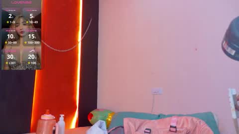 CHARLOTTE online show from February 21, 11:33 am