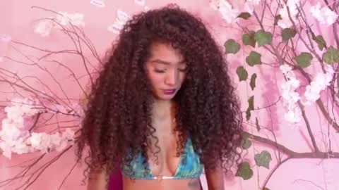 Snapshot of charlotte_love10 chatting on June 26, 1:37 pm CHARLOTTE online show from June 26, 1:37 pm