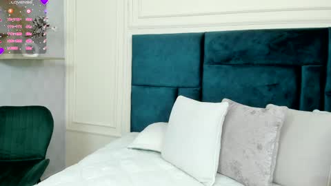 Charlotte Mayers online show from February 22, 11:24 am