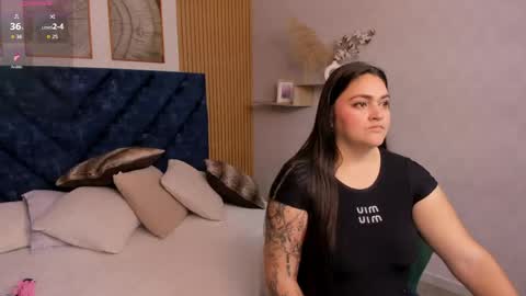 Charlotte Mayers online show from April 13, 11:27 am