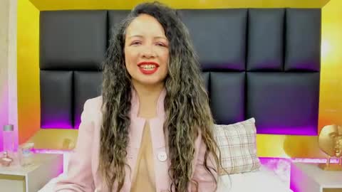 Snapshot of charlotte_monnroe chatting on May 29, 12:36 pm charlotte_monnroe online show from May 29, 12:36 pm