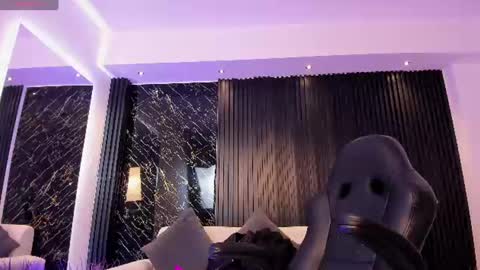 Snapshot of charlotte_whitee1 chatting on June 18, 11:36 am Charlotte Everyday From 0700 to 1300 Col Time online show from June 18, 11:36 am