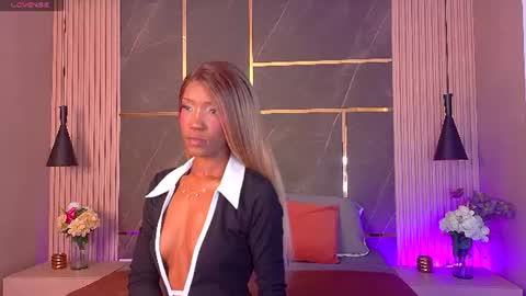 charlottebrandt_ online show from June 19, 4:28 am