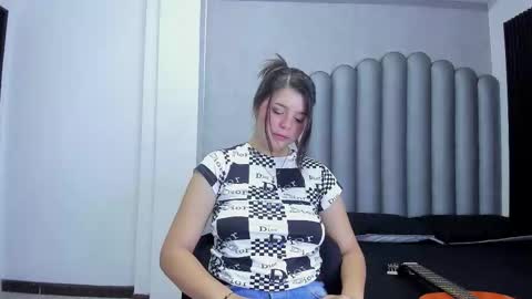 charlottee_starr online show from November 4, 8:41 pm