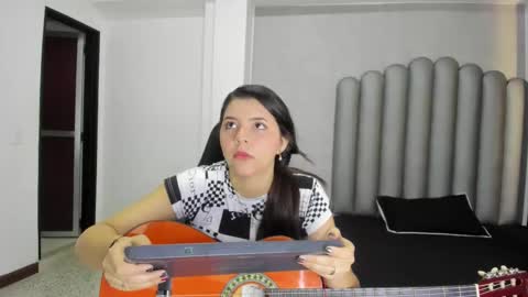 charlottee_starr online show from January 5, 7:50 pm