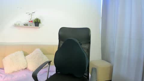 Charlotte online show from May 17, 9:33 pm
