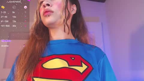 Snapshot of charlottelam2 chatting on February 10, 12:41 am ALE online show from February 10, 12:41 am