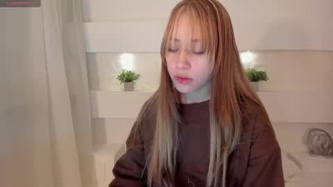 Snapshot of charlottelam2 chatting on February 21, 1:55 pm ALE online show from February 21, 1:55 pm