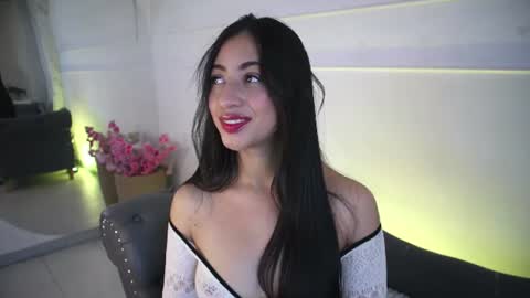 Lauren Rus online show from July 10, 12:52 pm