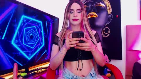 charlotte villorina online show from October 3, 12:07 am