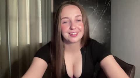 CharlotteXGold online show from May 14, 5:31 pm