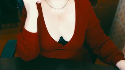 CharlotteXTasty online show from December 9, 12:08 pm