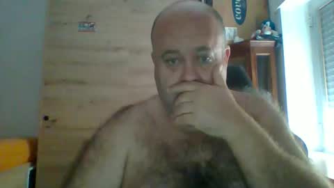 Snapshot of charlypalgar chatting on November 5, 8:14 am charly online show from November 5, 8:14 am