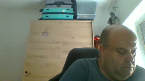 charly online show from January 13, 9:58 am