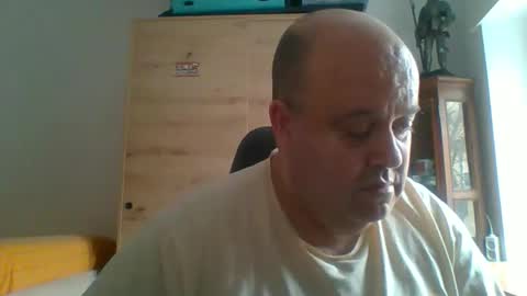 charly online show from February 9, 9:57 am