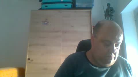 charly online show from February 19, 9:16 am