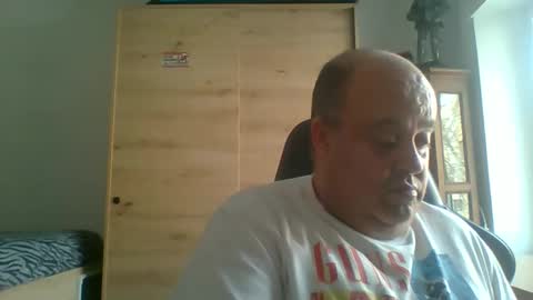 charly online show from March 3, 11:38 am