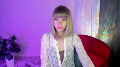 Snapshot of charmbianca chatting on June 29, 1:00 pm Bianca online show from June 29, 1:00 pm