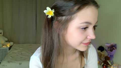 Kaylee online show from April 4, 4:48 pm