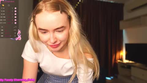 Snapshot of charming_daisy chatting on February 27, 2:10 am my fansly Charming daisy              My Wishlist  for new toys     online show from February 27, 2:10 am